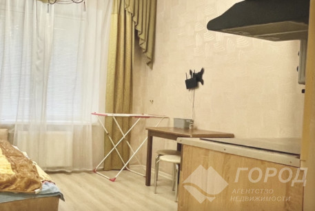 Продам гостинку, Центр, Код: 720677/27