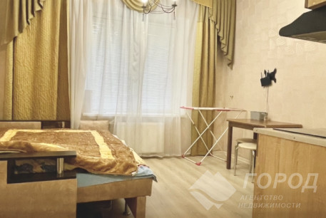 Продам гостинку, Центр, Код: 720677/27