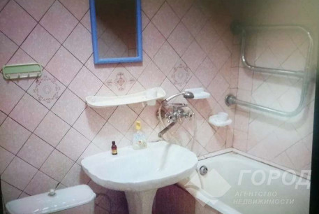 Продам 2-х кімнатну квартиру, Центральный рынок, Южный вокзал метро, Код: 721800/2