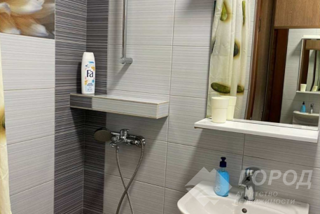 Продам 1-кімнатну квартиру, Гагарина проспект, Код: 722457/4