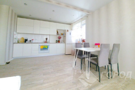 Продам 2-х кімнатну квартиру, Новые дома, Коммунальный рынок, Код: 722914/28