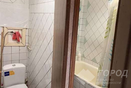 Продам 2-х кімнатну квартиру, Новые дома, Коммунальный рынок, Код: 723285/3