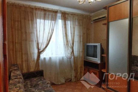 Продам 2-х кімнатну квартиру, ХТЗ, Код: 724194/4