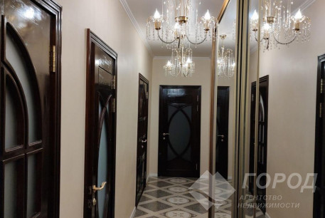 Продам 3-х кімнатну квартиру, Гагарина проспект, Код: 724318/1