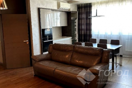 Продам 4-х кімнатну квартиру в новобудові, Центр, Пушкинская метро, Код: 724769/2