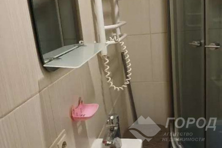 Сдам гостинку, Гагарина проспект, Защитников Украины метро (Площадь Восстания), Код: 726125/6