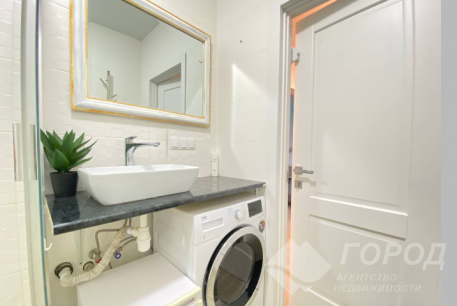 Продам 1-кімнатну квартиру в новобудові, Центральный рынок, Код: 726232/5