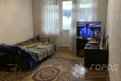 Продам 3-х кімнатну квартиру, Новые дома, Коммунальный рынок, Код: 726738/3