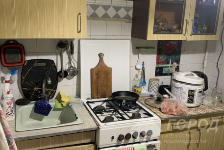 Продам 3-х кімнатну квартиру, Новые дома, Коммунальный рынок, Код: 726738/3