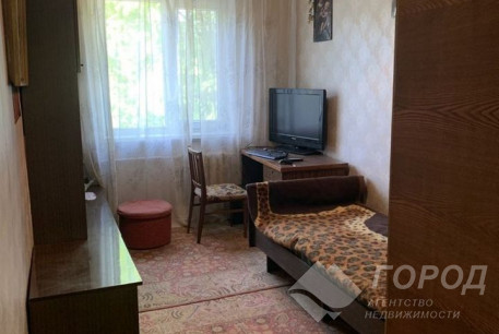 Продам 3-х кімнатну квартиру, Новые дома, Коммунальный рынок, Код: 726738/3