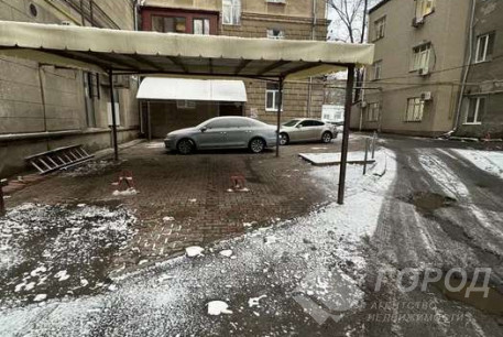 Продам 3-х кімнатну квартиру, Центр, Парк Горького, Код: 727081/2