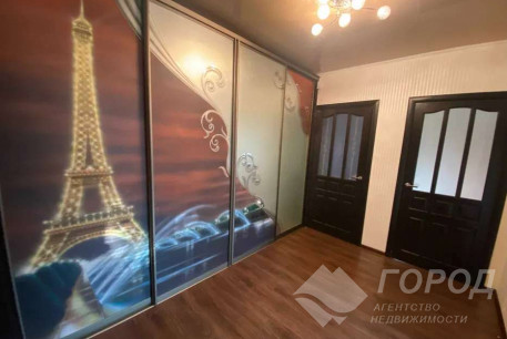 Продам 3-х кімнатну квартиру, Гагарина проспект, Защитников Украины метро (Площадь Восстания), Код: 727218/2