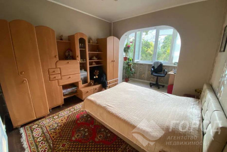 Продам 3-х кімнатну квартиру, Гагарина проспект, Защитников Украины метро (Площадь Восстания), Код: 727218/2