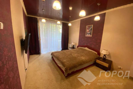 Продам 3-х кімнатну квартиру, Гагарина проспект, Защитников Украины метро (Площадь Восстания), Код: 727218/2