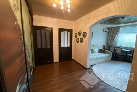 Продам 3-х кімнатну квартиру, Гагарина проспект, Защитников Украины метро (Площадь Восстания), Код: 727218/2