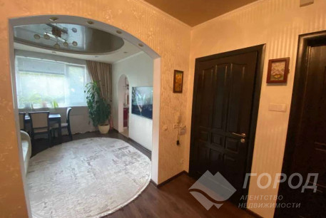 Продам 3-х кімнатну квартиру, Гагарина проспект, Защитников Украины метро (Площадь Восстания), Код: 727218/2