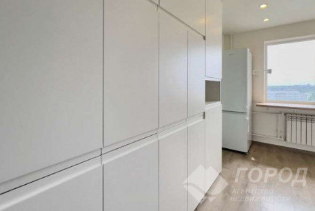 Продам 4-х кімнатну квартиру, Салтовка, Код: 727862/2