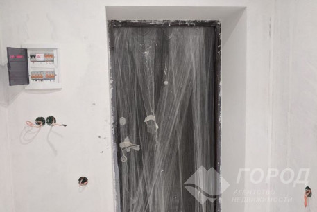 Продам 1-кімнатну квартиру в новобудові, ХТЗ, Код: 730024/2