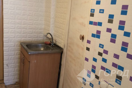 Сдам гостинку, Новые дома, Армейская метро (Советской Армии), Код: 731000/2