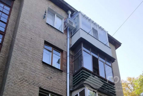 Продам 2-х кімнатну квартиру, ХТЗ, Код: 732247/3