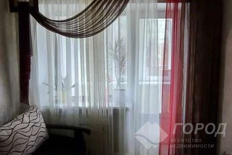 Продам 2-х кімнатну квартиру, Дергачевский р-н, Подворки (Дергачевский район), Код: 732614/4