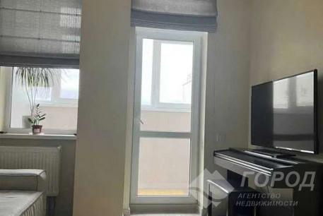 Продам 1-кімнатну квартиру в новобудові, Центр, Код: 733490/4