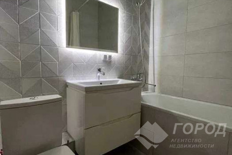 Продам 1-кімнатну квартиру в новобудові, Центр, Код: 733490/4