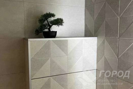 Продам 1-кімнатну квартиру в новобудові, Центр, Код: 733490/4