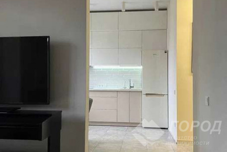 Продам 1-кімнатну квартиру в новобудові, Центр, Код: 733490/4