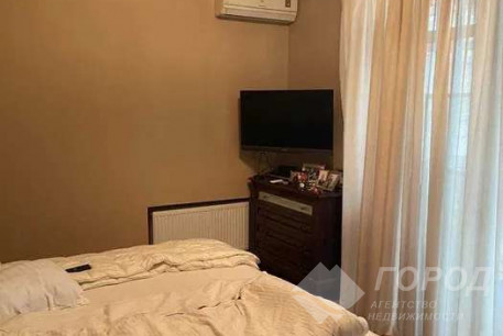 Продам 3-х кімнатну квартиру, Центр, Архитектора Бекетова метро, Код: 733615/2