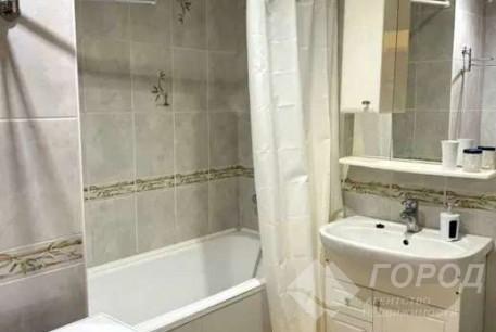 Продам 4-х кімнатну квартиру, Шишковка, Код: 733857/2