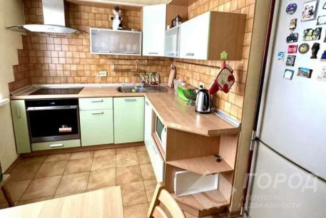 Продам 4-х кімнатну квартиру, Шишковка, Код: 733857/2