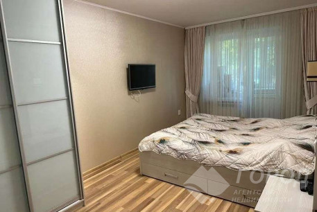 Продам 4-х кімнатну квартиру, Новые дома, Код: 734085/2