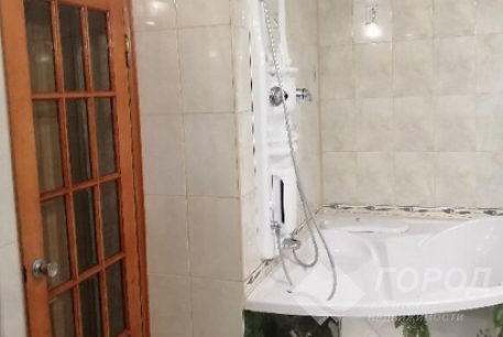 Продам 2-х кімнатну квартиру, Центр, Площадь Конституции метро (Советская), Код: 734342/2