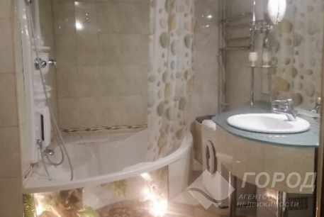 Продам 2-х кімнатну квартиру, Центр, Площадь Конституции метро (Советская), Код: 734342/2