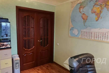 Продам 3-х кімнатну квартиру, Пятихатки, Код: 734389/4