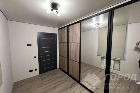 Продам 3-х кімнатну квартиру, Новые дома, Маршала Жукова метро (Дворец спорта), Код: 736057/2