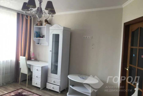 Продам 1-кімнатну квартиру, Гагарина проспект, Защитников Украины метро (Площадь Восстания), Код: 736852/3