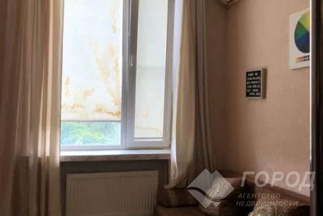 Продам 1-кімнатну квартиру, Центральный рынок, Центральный Рынок метро, Код: 736908/3