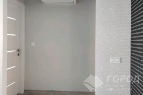 Продам 1-кімнатну квартиру, Центральный рынок, Центральный Рынок метро, Код: 737002/3