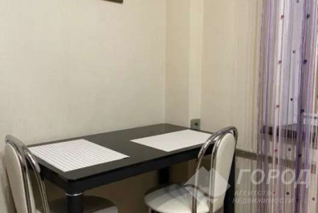 Сдам 1-кімнатну квартиру, Центральный рынок, Код: 738000/1