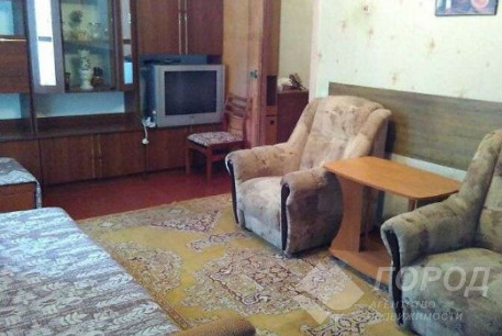 Продам 1-кімнатну квартиру, Гагарина проспект, Код: 738632/2