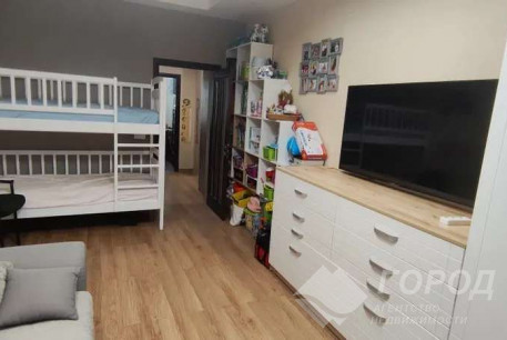 Продам 2-х кімнатну квартиру, Гагарина проспект, Проспект Гагарина метро, Код: 739475/2