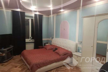 Продам 3-х кімнатну квартиру, Гагарина проспект, Проспект Гагарина метро, Код: 739475/3