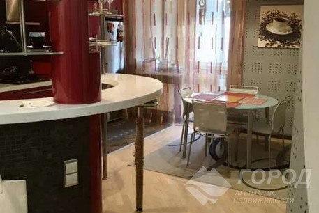 Продам 3-х кімнатну квартиру, Гагарина проспект, Спортивная метро, Код: 739616/2