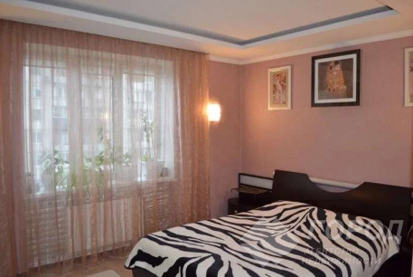 Продам 3-х кімнатну квартиру, Гагарина проспект, Спортивная метро, Код: 739616/2