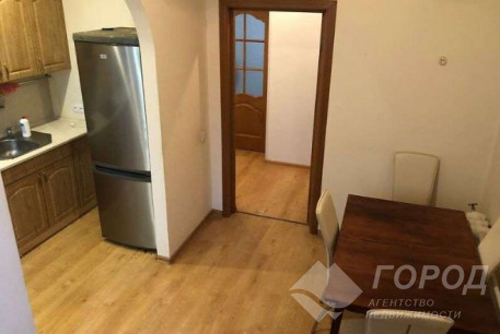 Продам 3-х кімнатну квартиру, Центральный рынок, Южный вокзал метро, Код: 739730/2