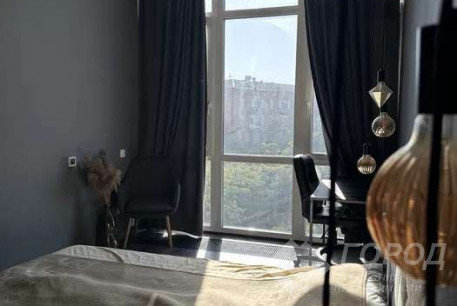 Продам 3-х кімнатну малогабаритку, Центр, Исторический Музей метро, Код: 739736/3