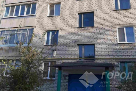 Продам 4-х кімнатну квартиру, Харьковский р-н, Слобожанское с. (Харьковский р-н), Код: 740797/17