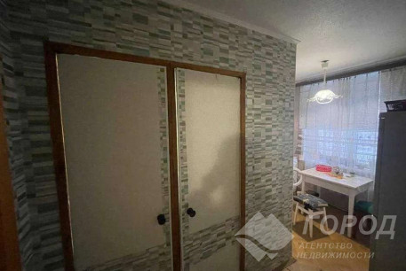 Продам 2-х кімнатну квартиру, Рогань, Код: 743556/2